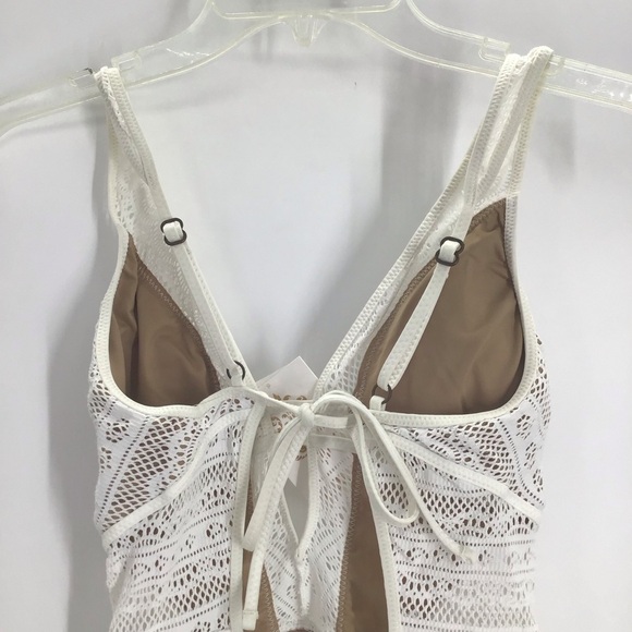 Becca Bora Bora Mesh One-Piece Swimsuit White/Nude Color play NWT Size Med - Picture 3 of 10